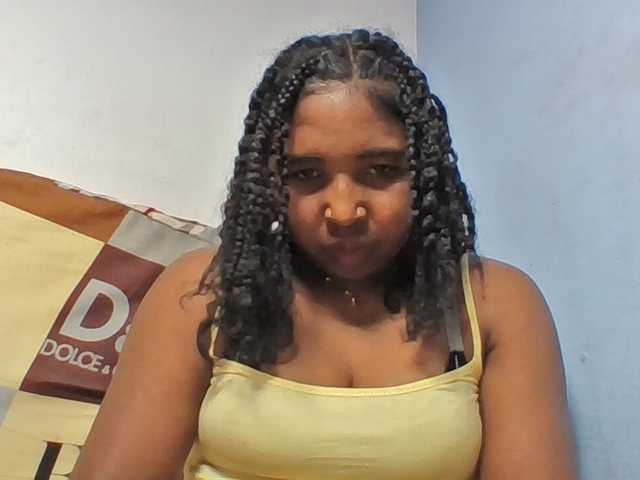 Josy-2 live cam on BongaCams