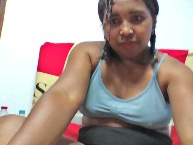 Josy-2 live cam on BongaCams