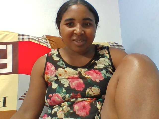 Josy-2 live cam on BongaCams