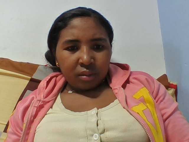 Josy-2 live cam on BongaCams