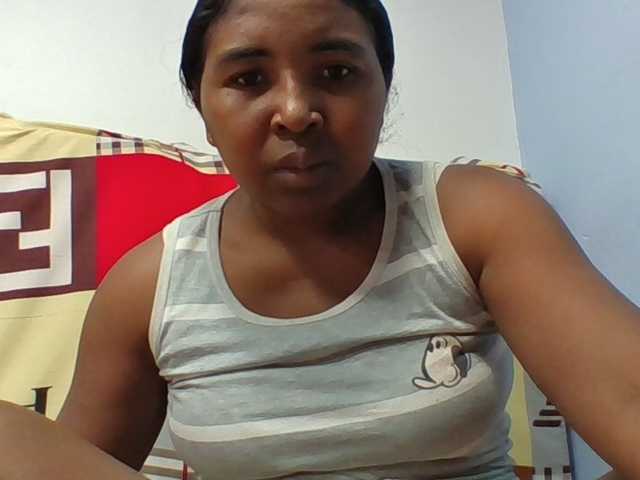 Josy-2 live cam on BongaCams