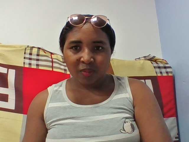 Josy-2 live cam on BongaCams