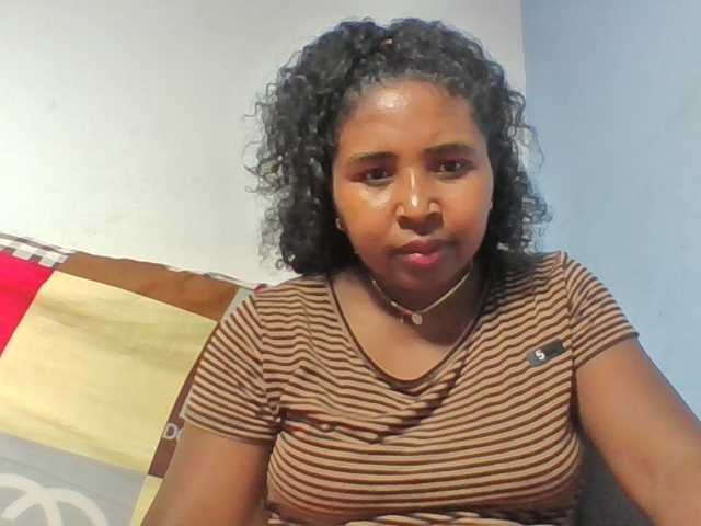 Josy-2 live cam on BongaCams
