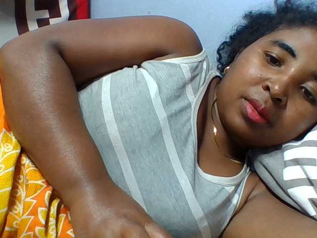 Josy-2 live cam on BongaCams