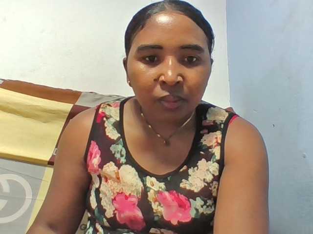 Josy-2 live cam on BongaCams