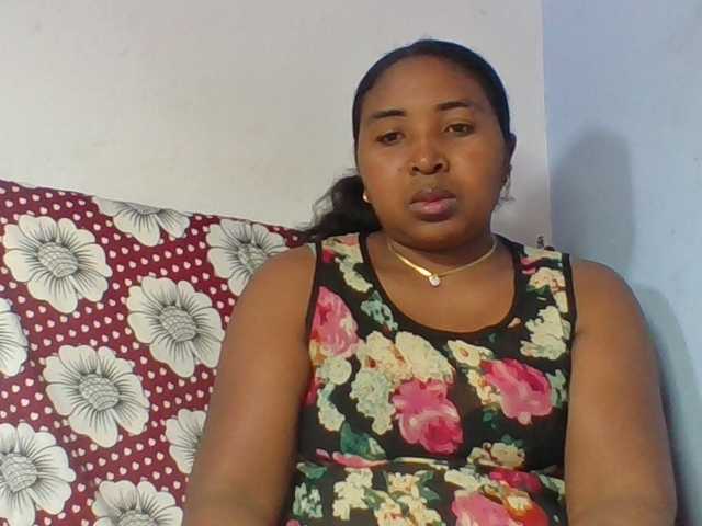 Josy-2 live cam on BongaCams