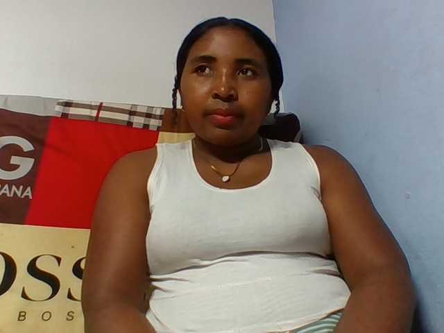 Josy-2 live cam on BongaCams