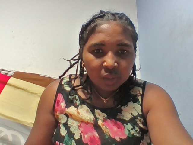 Josy-2 live cam on BongaCams