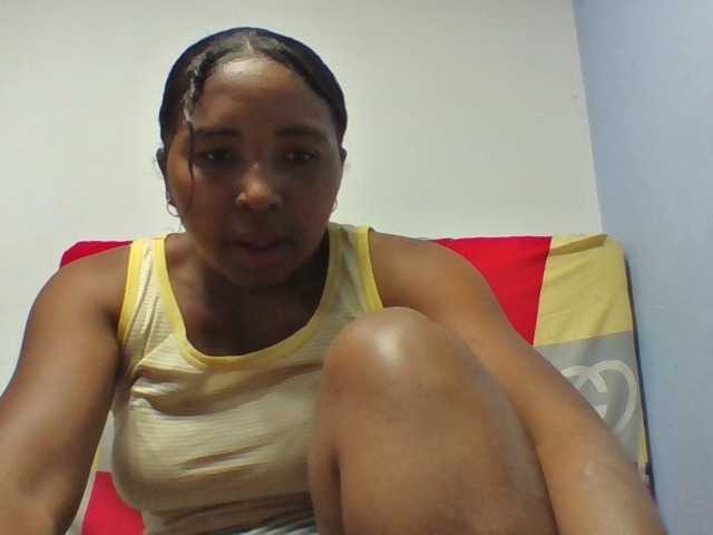 Josy-2 live cam on BongaCams