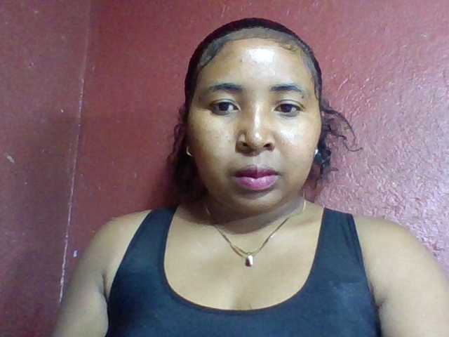 Josy-2 live cam on BongaCams