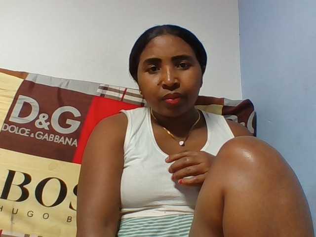 Josy-2 live cam on BongaCams