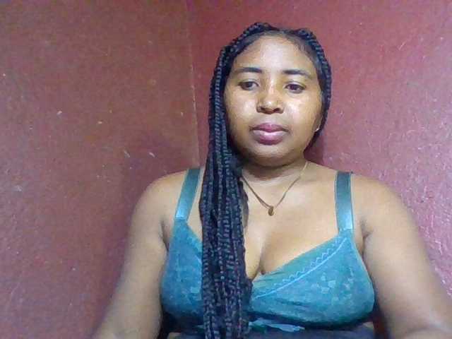 Josy-2 live cam on BongaCams