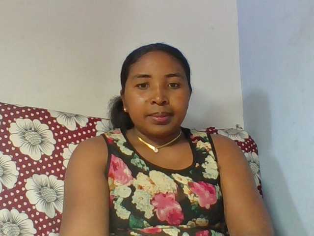 Josy-2 live cam on BongaCams