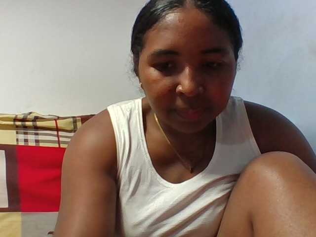 Josy-2 live cam on BongaCams