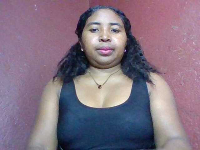 Josy-2 live cam on BongaCams