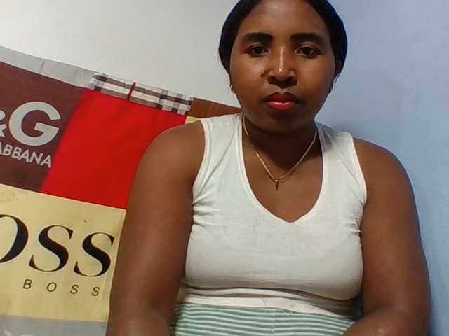 Josy-2 live cam on BongaCams