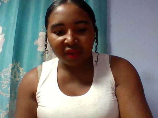 Josy-2 live cam on BongaCams