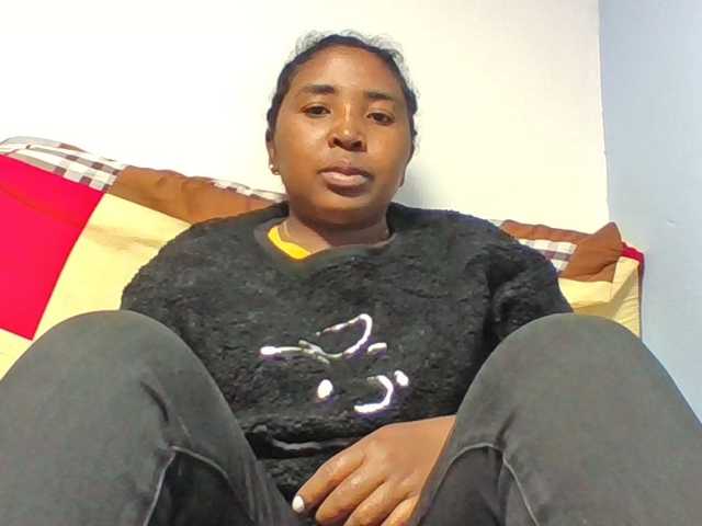 Josy-2 live cam on BongaCams