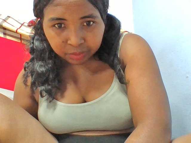 Josy-2 live cam on BongaCams
