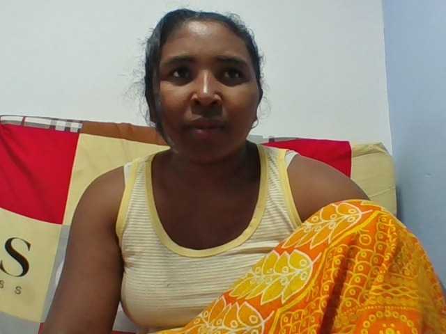 Josy-2 live cam on BongaCams