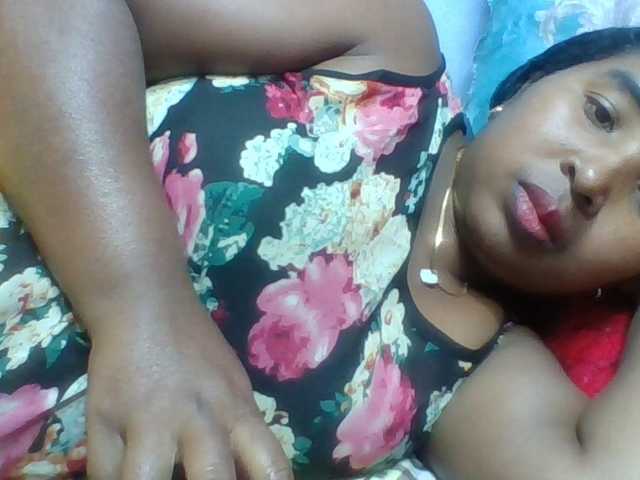 Josy-2 live cam on BongaCams