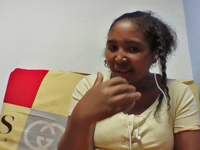 Josy-2 live cam on BongaCams