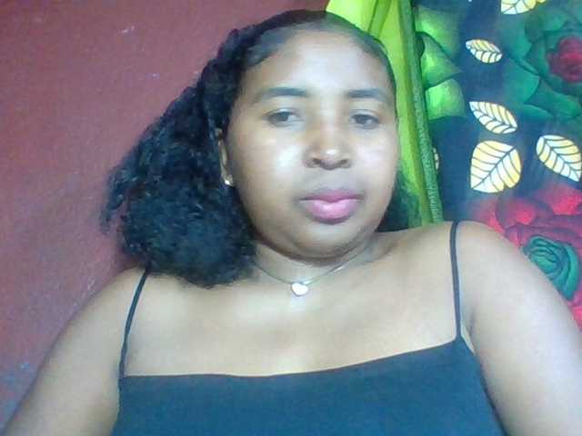 Josy-2, en vivo ahora en BongaCams
