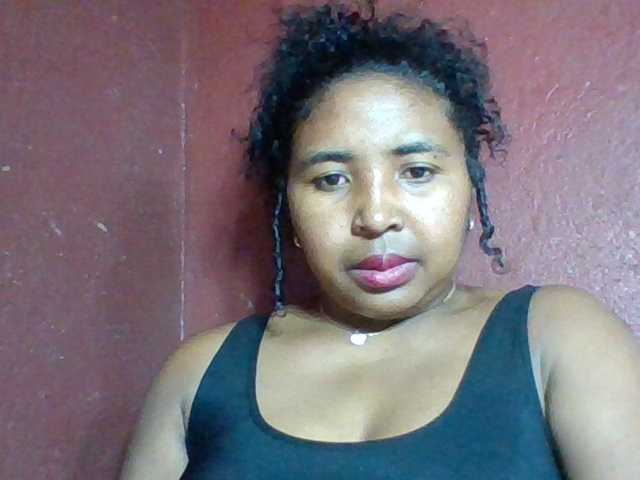 Josy-2 live cam on BongaCams