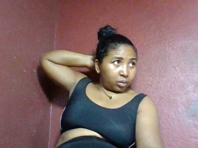 Josy-2 live cam on BongaCams