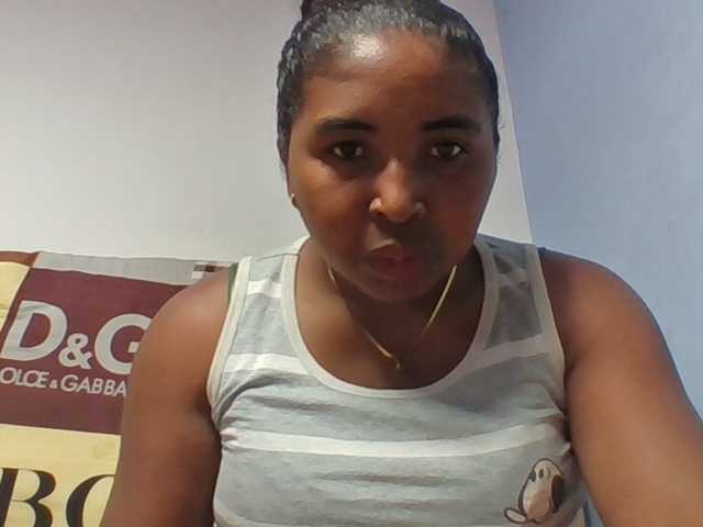 Josy-2 live cam on BongaCams