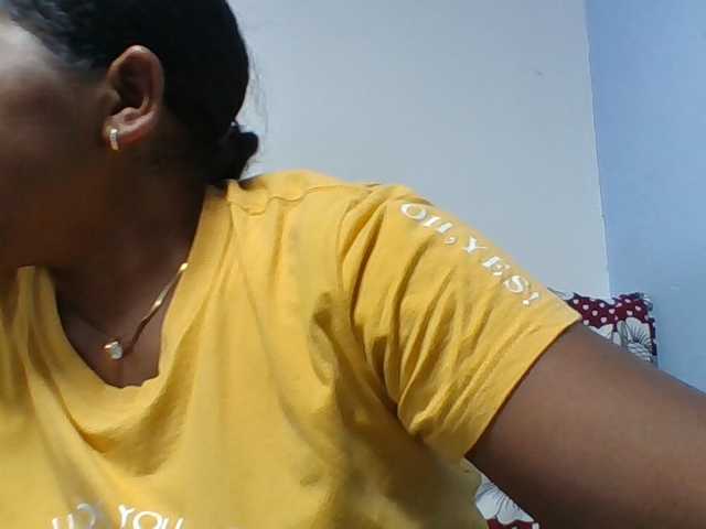 Josy-2 live cam on BongaCams