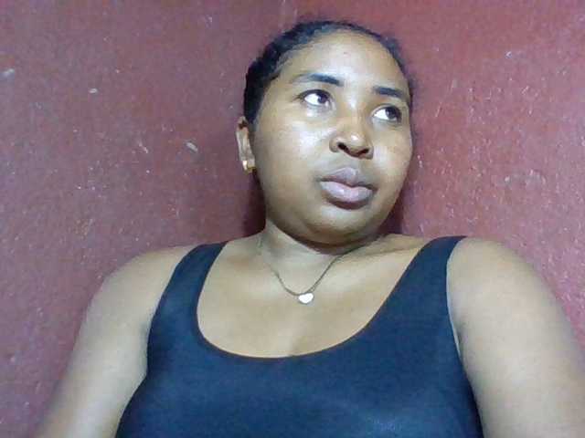 Josy-2 live cam on BongaCams