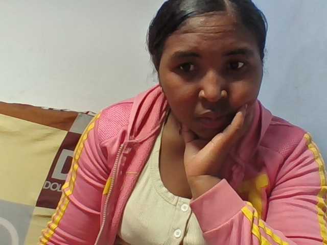 Josy-2 live cam on BongaCams