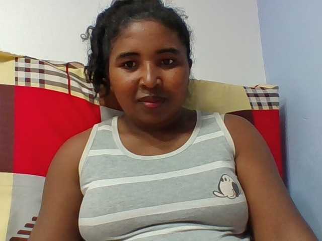 Josy-2 live cam on BongaCams