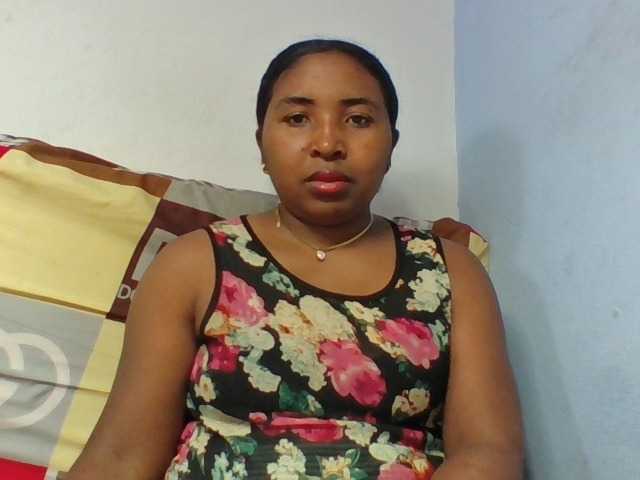 Josy-2 live cam on BongaCams