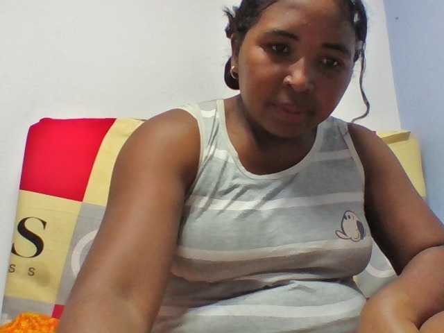 Josy-2 live cam on BongaCams