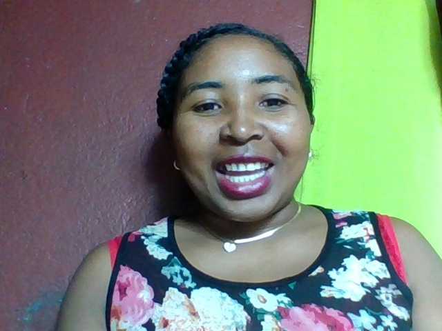 Josy-2 live cam on BongaCams