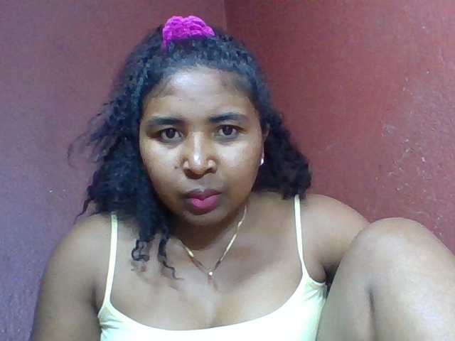 Josy-2 live cam on BongaCams
