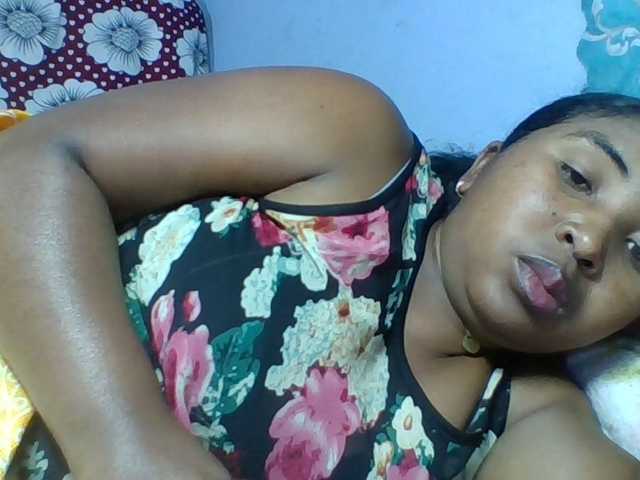 Josy-2 live cam on BongaCams