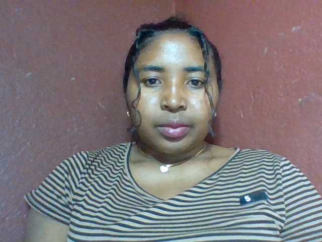 Josy-2, live now on BongaCams