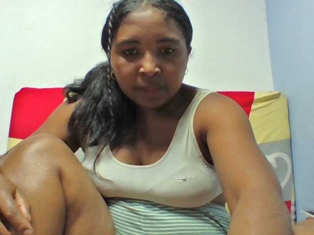 Josy-2 live cam on BongaCams
