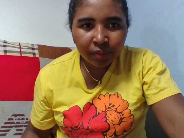 Josy-2 live cam on BongaCams