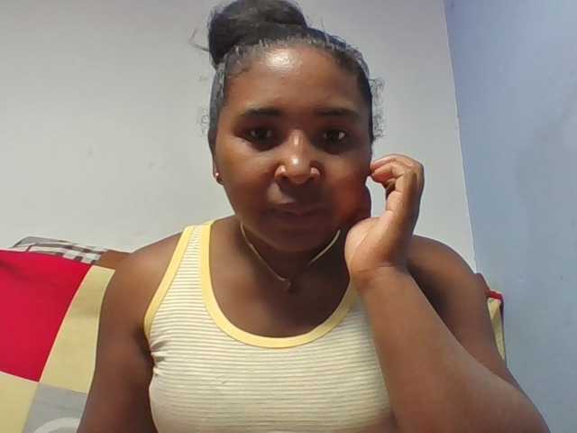 Josy-2 live cam on BongaCams