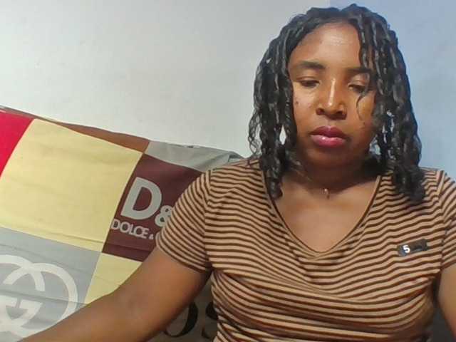 Josy-2 live cam on BongaCams