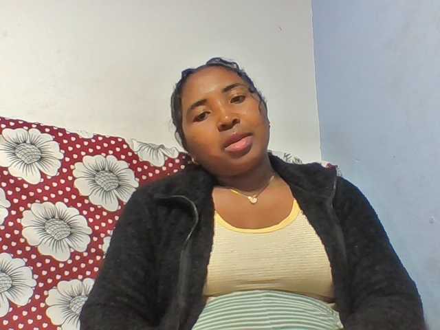 Josy-2 live cam on BongaCams