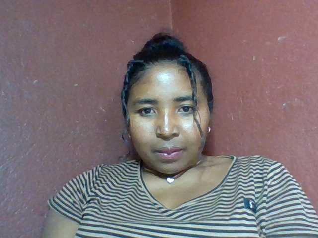 Josy-2 live cam on BongaCams