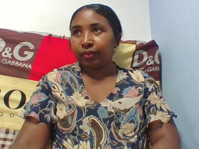 Josy-2 live cam on BongaCams