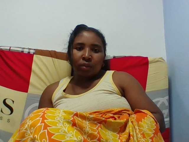 Josy-2 live cam on BongaCams