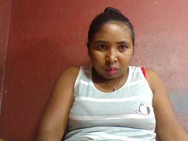 Josy-2 live cam on BongaCams
