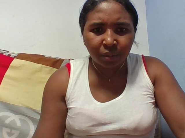 Josy-2 live cam on BongaCams